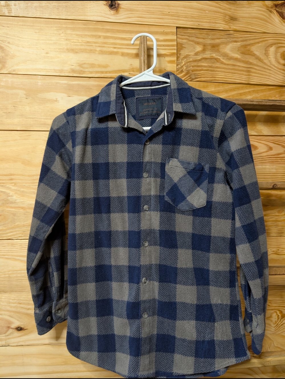Nomad Plaid Button-Down Shirt - Navy & Gray